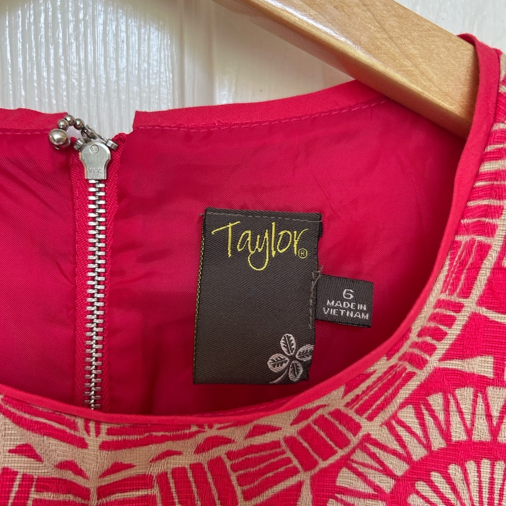 Taylor Cherry Red and Tan Geometric Cotton Sheath Dress size 6